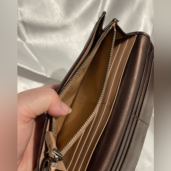 PRADA - Vintage! FULL INCLUSION Metallic Chocolate Soft Calf Leather Long Wallet - Picture 10 of 13
